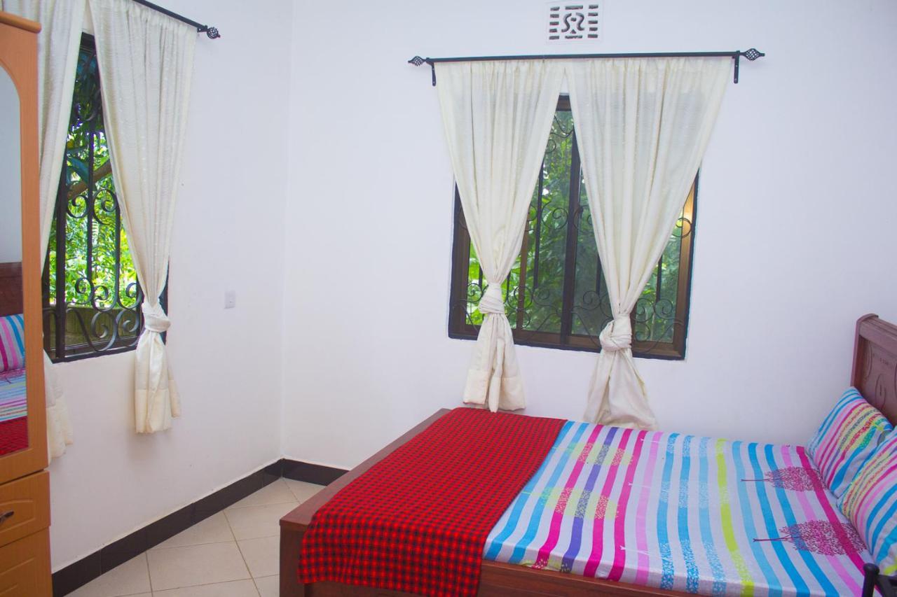 Bed and Breakfast New Dream House Arusha Esterno foto