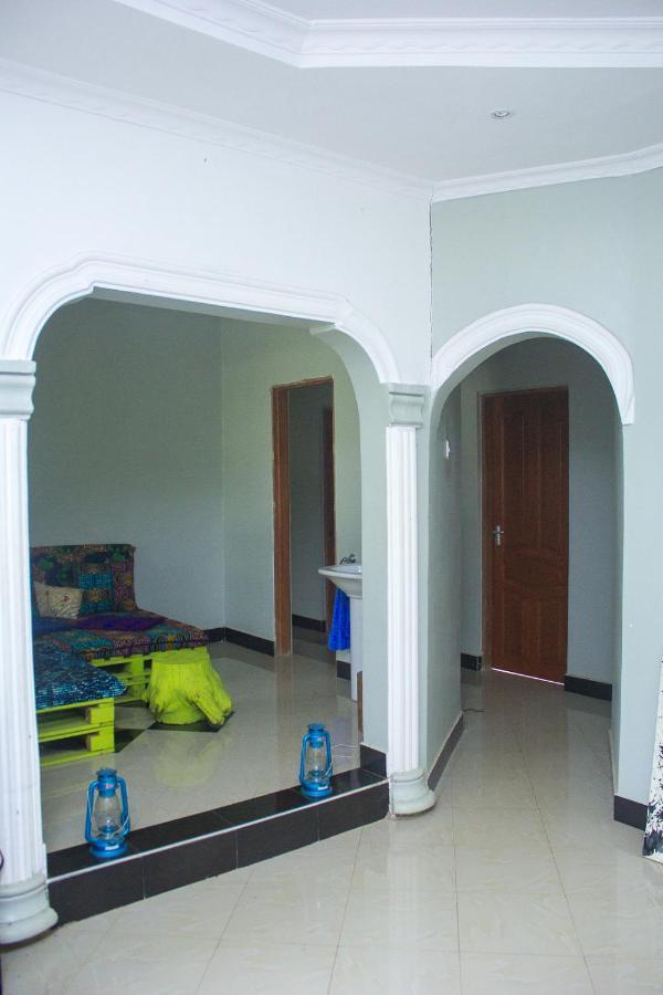 Bed and Breakfast New Dream House Arusha Esterno foto