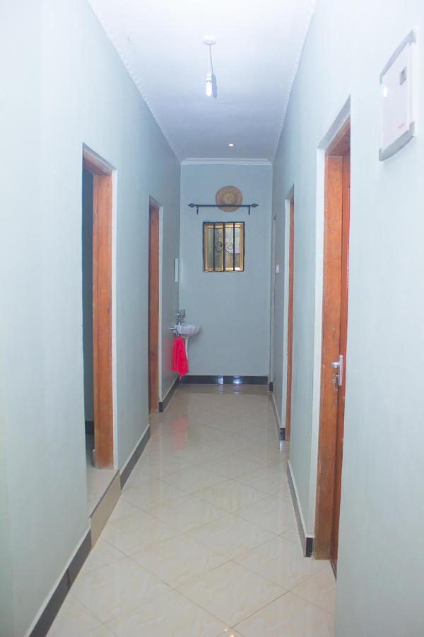 Bed and Breakfast New Dream House Arusha Esterno foto