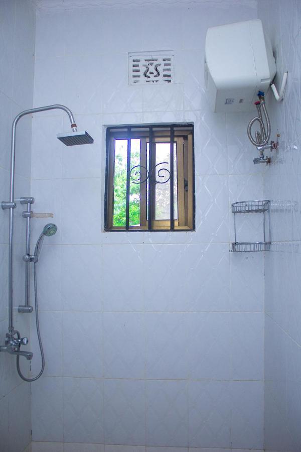 Bed and Breakfast New Dream House Arusha Esterno foto