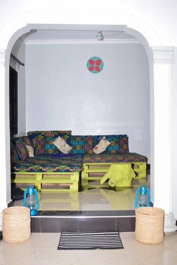 Bed and Breakfast New Dream House Arusha Esterno foto