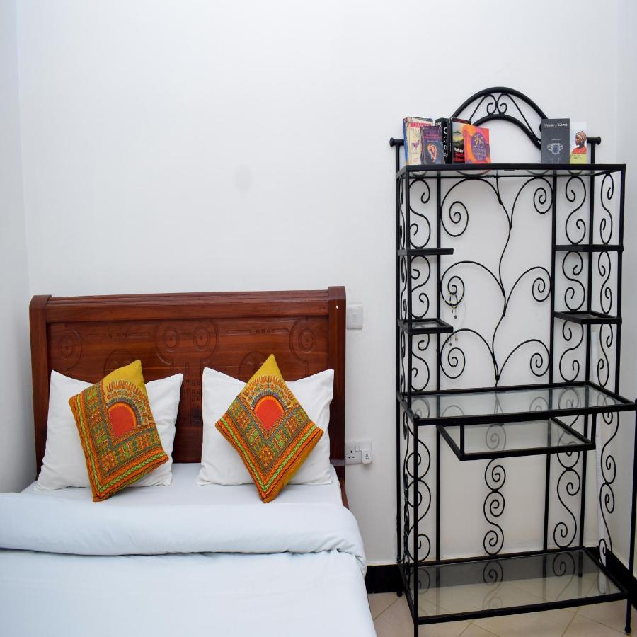 Bed and Breakfast New Dream House Arusha Esterno foto