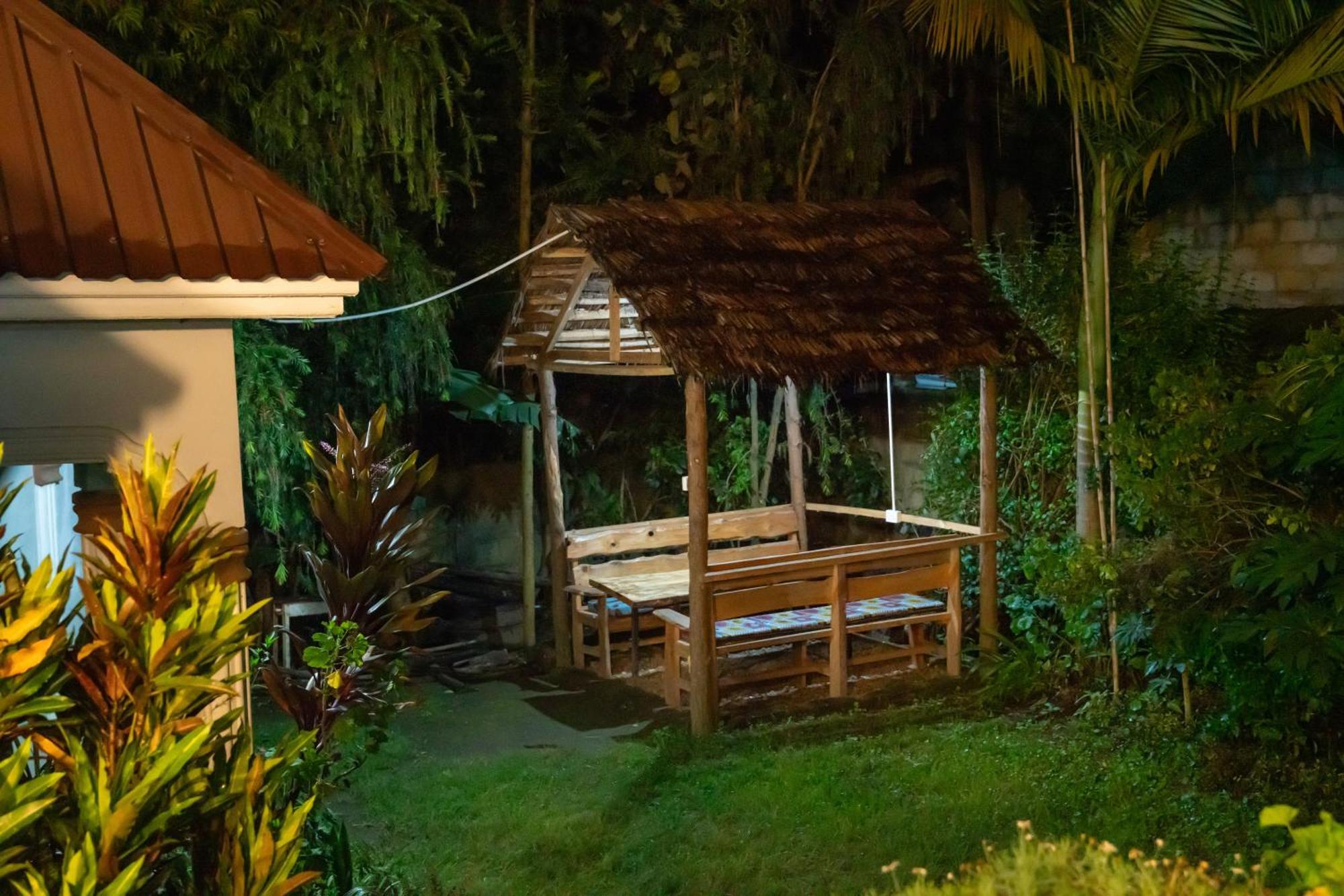 Bed and Breakfast New Dream House Arusha Esterno foto