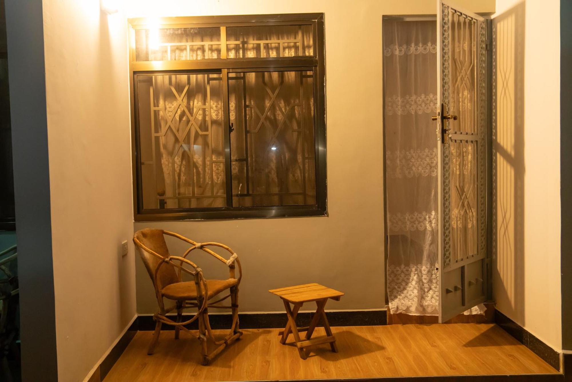 Bed and Breakfast New Dream House Arusha Esterno foto