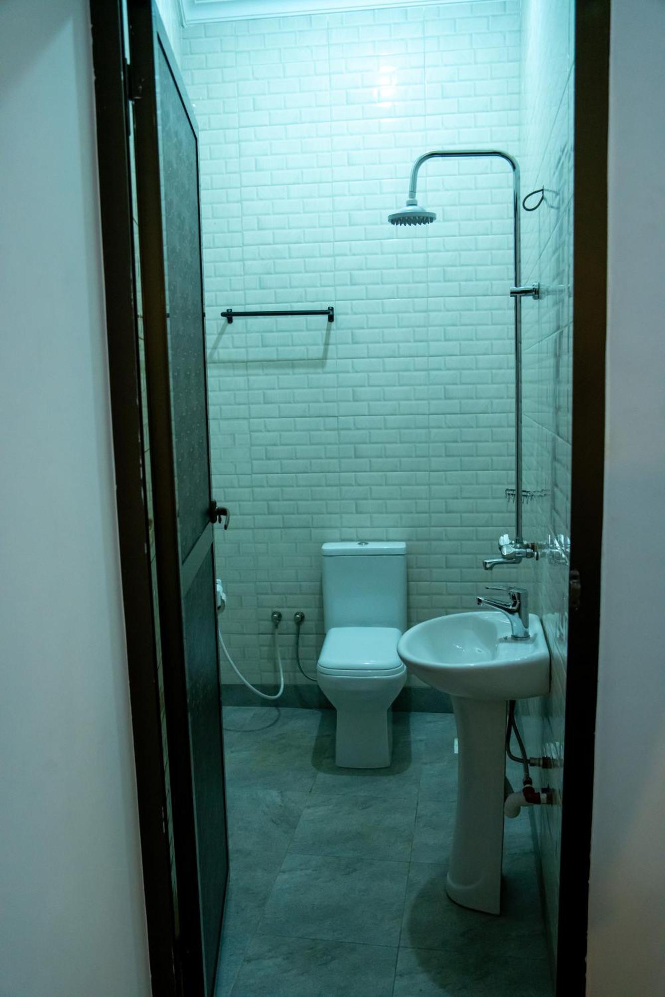 Bed and Breakfast New Dream House Arusha Esterno foto