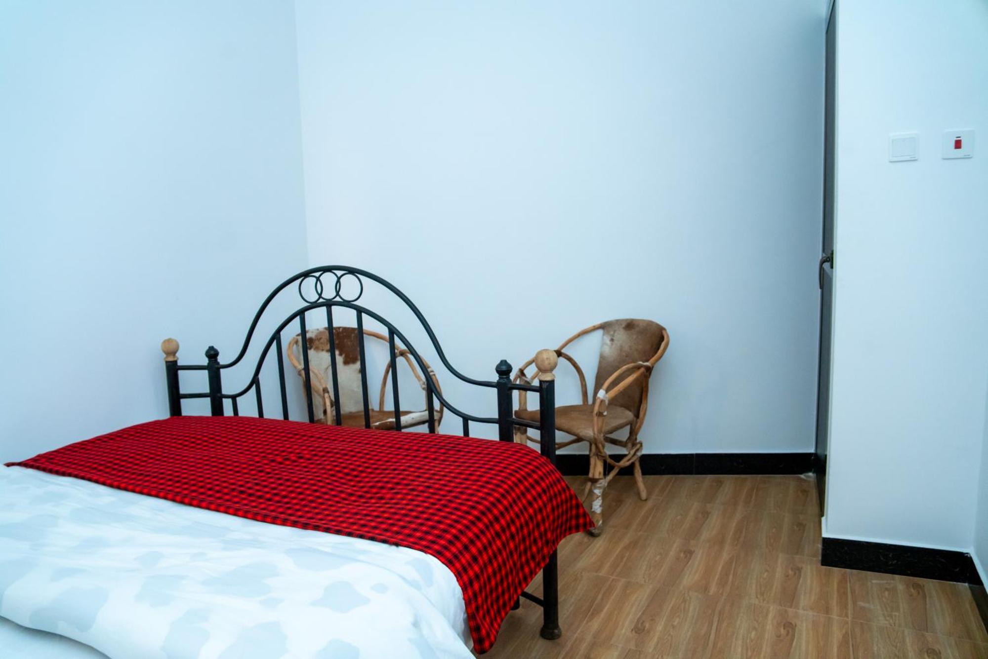 Bed and Breakfast New Dream House Arusha Esterno foto