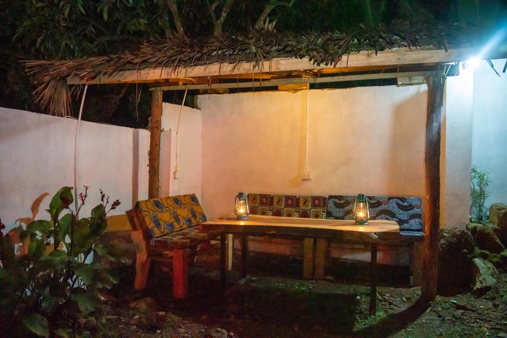 Bed and Breakfast New Dream House Arusha Esterno foto